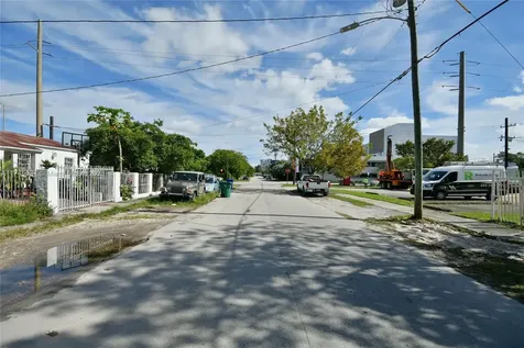 321 NW 37th Street Miami FL 33127