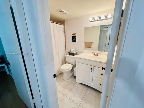 10332 Sunrise Lakes Boulevard Sunrise FL 33322