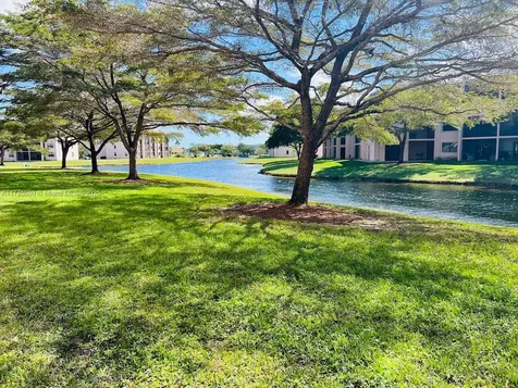 10332 Sunrise Lakes Boulevard Sunrise FL 33322
