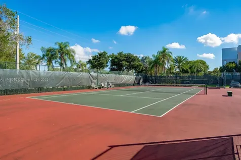 10332 Sunrise Lakes Boulevard Sunrise FL 33322