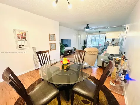10332 Sunrise Lakes Boulevard Sunrise FL 33322