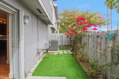14619 SW 122nd Place Miami FL 33186