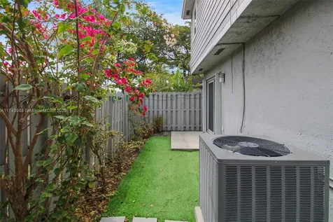 14619 SW 122nd Place Miami FL 33186