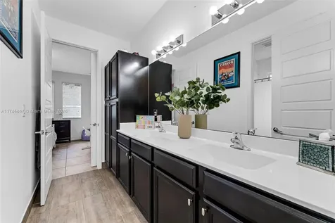 14960 SW 176th Terrace Miami FL 33187