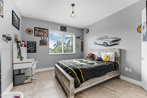 14960 SW 176th Terrace Miami FL 33187