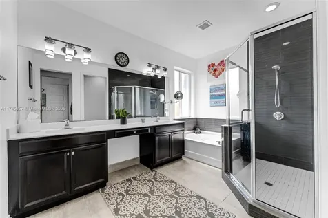 14960 SW 176th Terrace Miami FL 33187