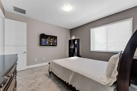 14960 SW 176th Terrace Miami FL 33187