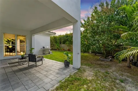14960 SW 176th Terrace Miami FL 33187
