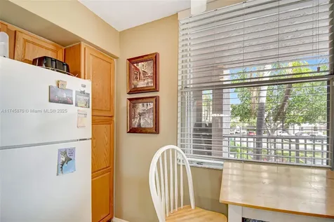 10456 NW 24th Place Sunrise FL 33322