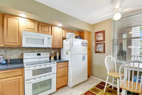 10456 NW 24th Place Sunrise FL 33322