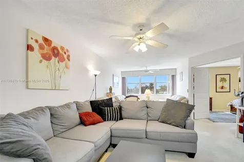 10456 NW 24th Place Sunrise FL 33322