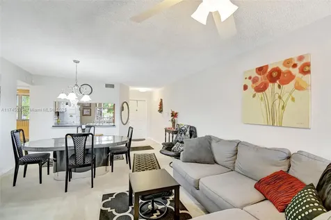 10456 NW 24th Place Sunrise FL 33322