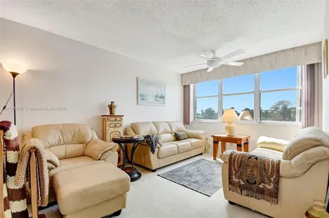 10456 NW 24th Place Sunrise FL 33322