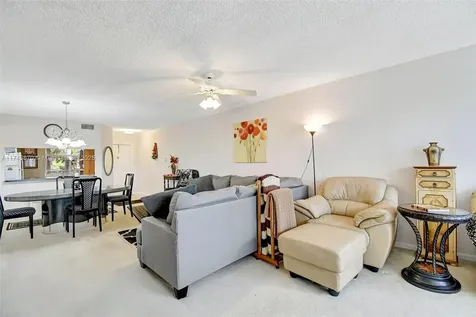 10456 NW 24th Place Sunrise FL 33322