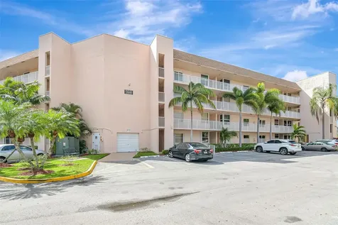 10456 NW 24th Place Sunrise FL 33322