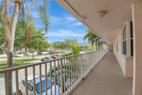 10456 NW 24th Place Sunrise FL 33322