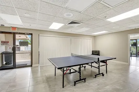10456 NW 24th Place Sunrise FL 33322