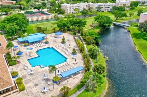10456 NW 24th Place Sunrise FL 33322
