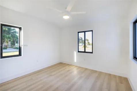 937 NW 6th Avenue Homestead FL 33030