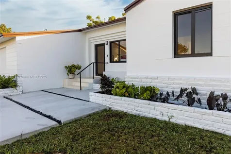 937 NW 6th Avenue Homestead FL 33030