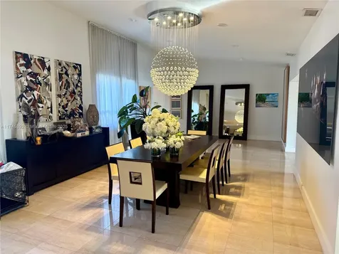 1670 Daytonia Road Miami Beach FL 33141