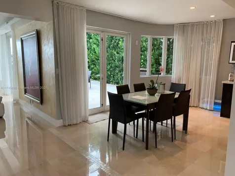 1670 Daytonia Road Miami Beach FL 33141