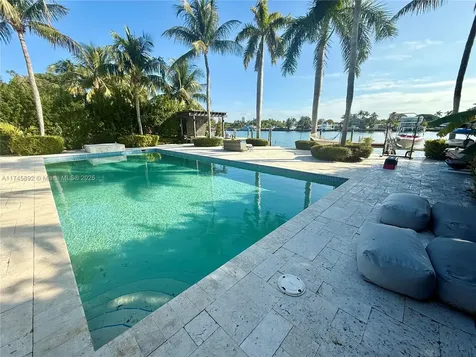 1670 Daytonia Road Miami Beach FL 33141