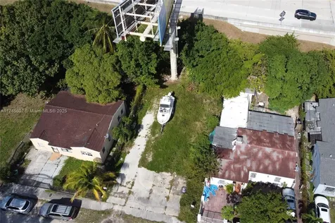321 NW 37th Street Miami FL 33127