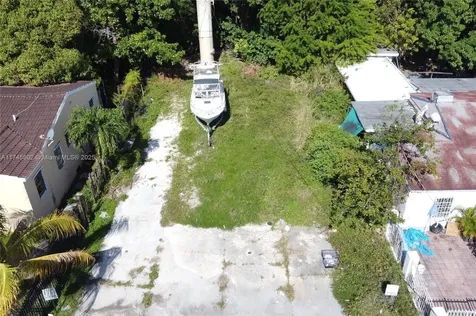 321 NW 37th Street Miami FL 33127