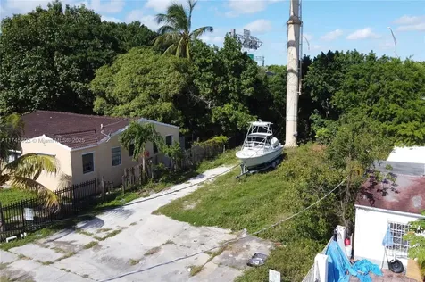 321 NW 37th Street Miami FL 33127