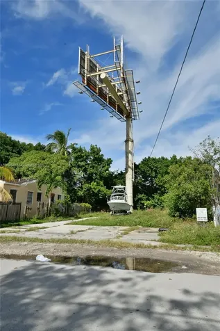 321 NW 37th Street Miami FL 33127