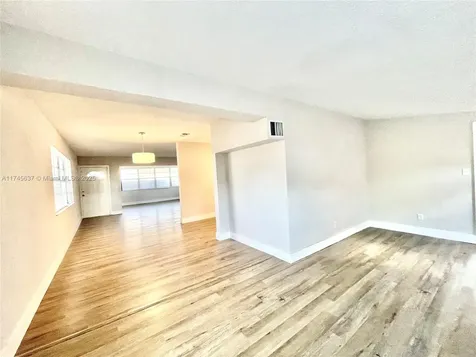 4530 SW 26th Street West Park FL 33023