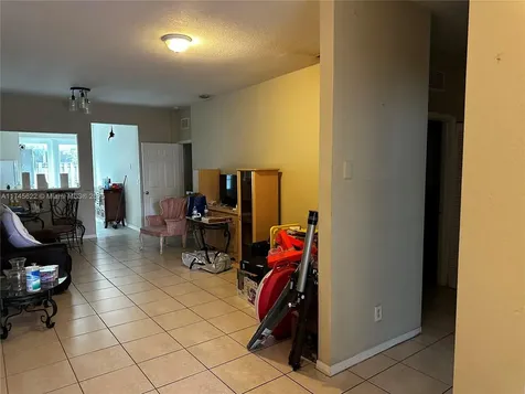 55 SW 15th Terrace Homestead FL 33030