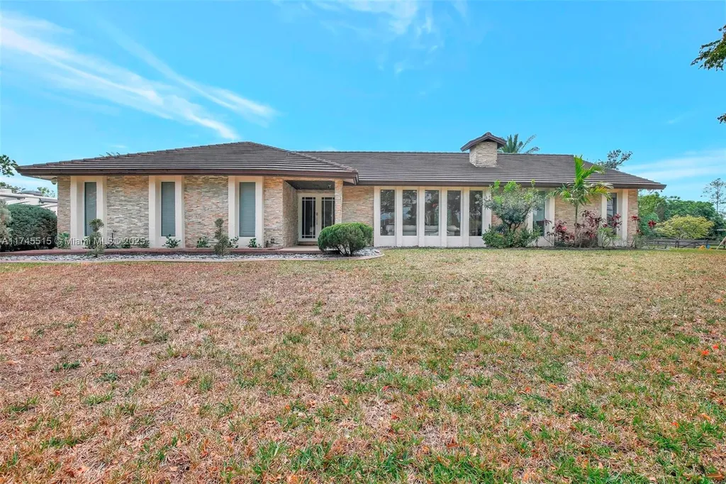 17500 SW 68th Court Southwest Ranches FL 33331