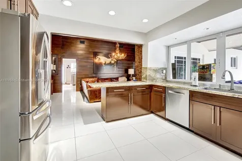 17500 SW 68th Court Southwest Ranches FL 33331