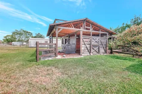 17500 SW 68th Court Southwest Ranches FL 33331