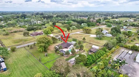 17500 SW 68th Court Southwest Ranches FL 33331