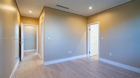 1310 NE 117th Terrace Miami FL 33161