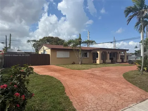 7590 W 14th Avenue Hialeah FL 33014