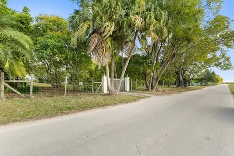 37255 SW 214th Avenue Homestead FL 33034