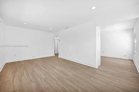 1807 NW 33rd Street Miami FL 33142
