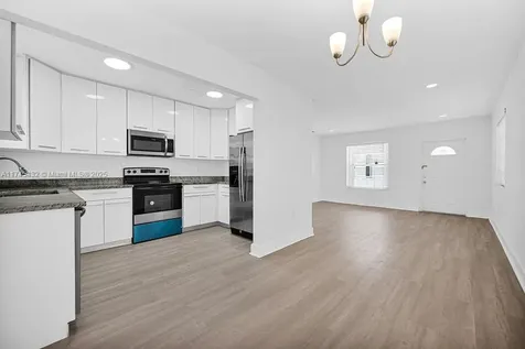1807 NW 33rd Street Miami FL 33142