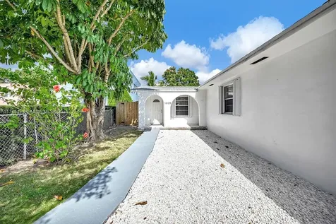 1807 NW 33rd Street Miami FL 33142