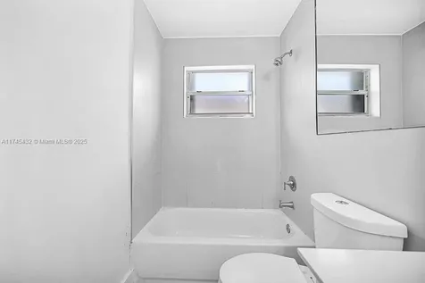 1807 NW 33rd Street Miami FL 33142