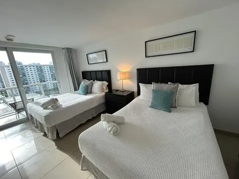 19201 Collins Avenue Sunny Isles Beach FL 33160