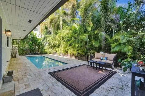 1043 Alfonso Avenue Coral Gables FL 33146