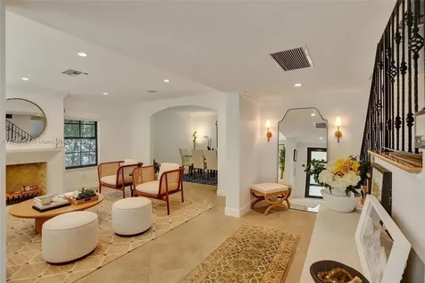 1043 Alfonso Avenue Coral Gables FL 33146