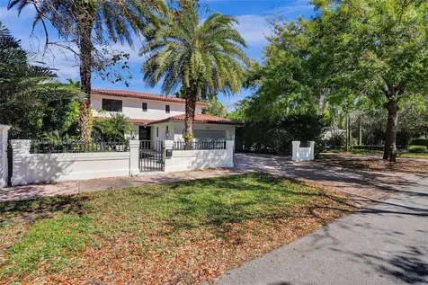 1043 Alfonso Avenue Coral Gables FL 33146