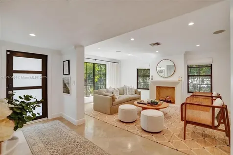 1043 Alfonso Avenue Coral Gables FL 33146