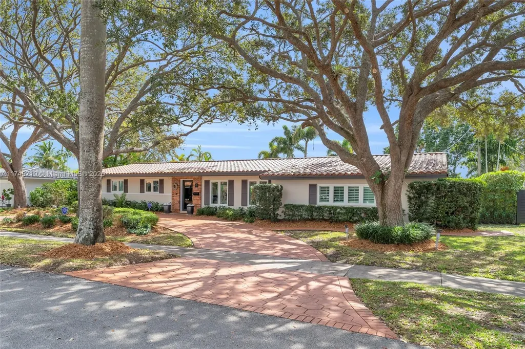 9020 SW 85th Terrace Miami FL 33173
